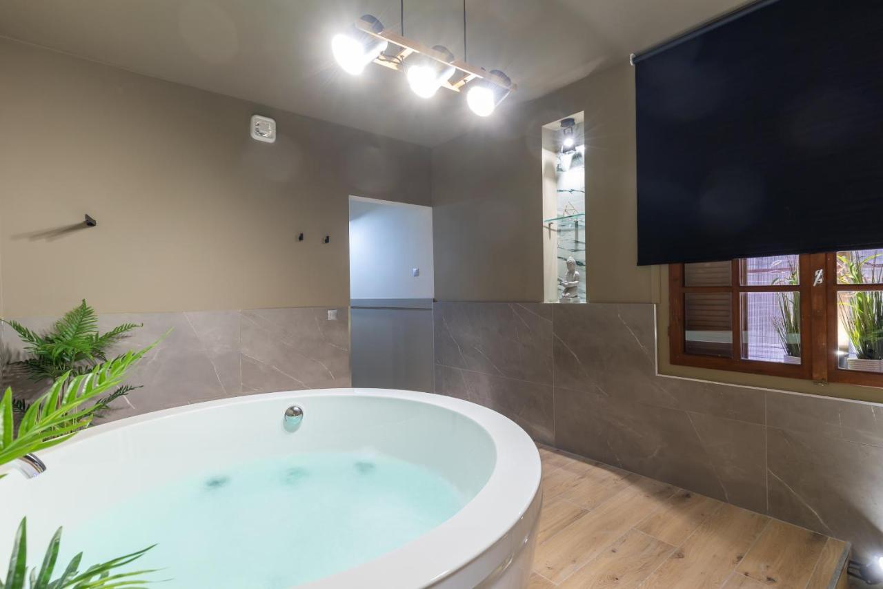 Апартаменти Noho Boutique , Premium Living Dikeou 8 Афіни Екстер'єр фото