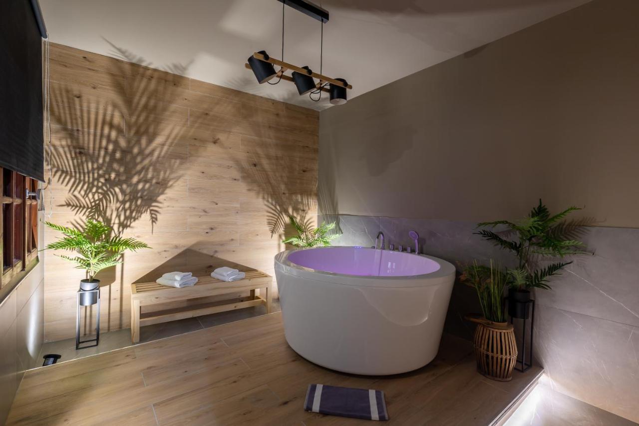 Апартаменти Noho Boutique , Premium Living Dikeou 8 Афіни Екстер'єр фото