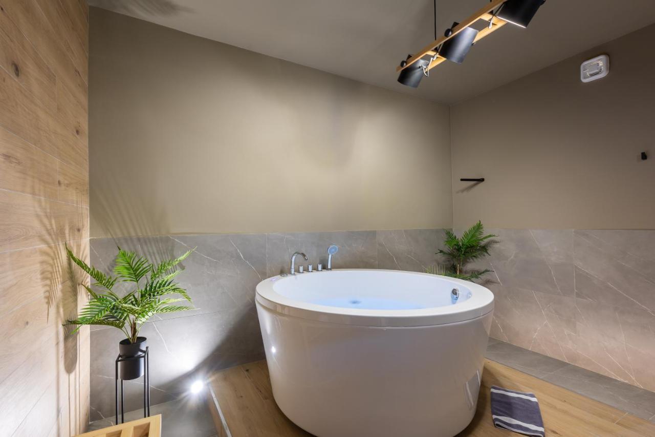 Апартаменти Noho Boutique , Premium Living Dikeou 8 Афіни Екстер'єр фото