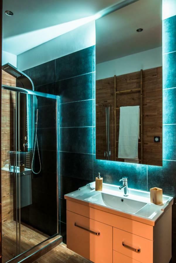 Апартаменти Noho Boutique , Premium Living Dikeou 8 Афіни Екстер'єр фото